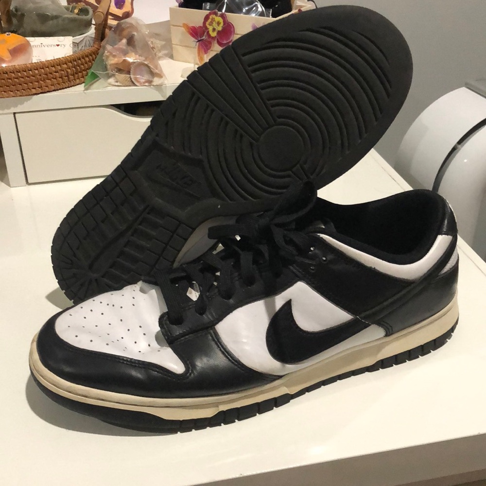 Nike low dunks